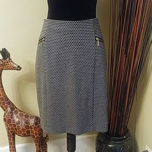 Alfani Blk/Wht Pencil skirt Sz16